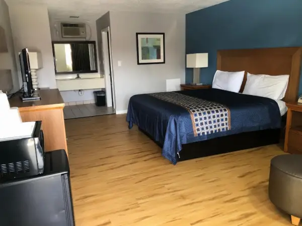 Relax Inn Savannah 5
